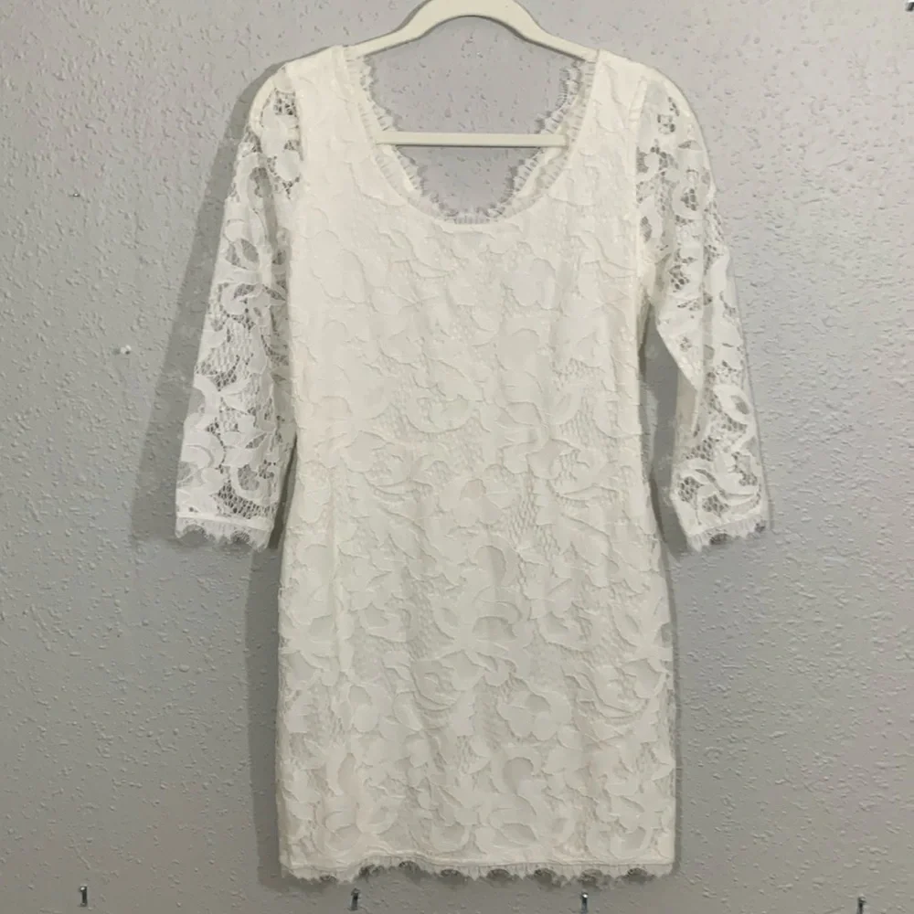 'Diane Von Furstenberg Zarita' Lace White Sheath 3/4 Sleeve Dress size 4